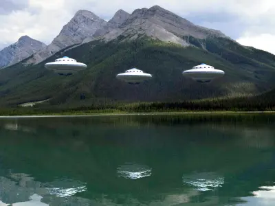 Xilien Flying Saucer Free 3D model