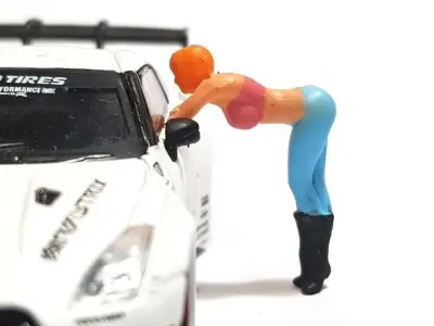 Figure Reni Sexy Girl 1-64 Scale 3D print model