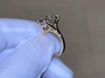 Engagement ring tulip prongs 3D print model