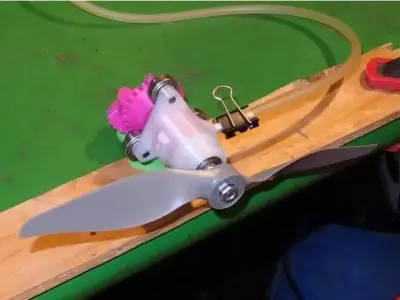 Air engine with rotating cylinder and Labello piston 3D print model
