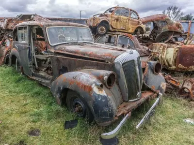 Mobile Trailer Repair Service Texture