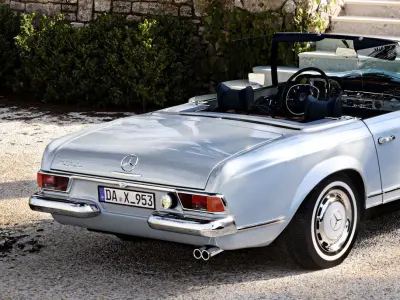 Exterior Scene of Italian Villa 3D model