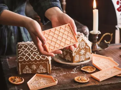 GINGERBREAD HOUSE CUTTER - CHRISTMAS COOKIE STAMP 3D print model