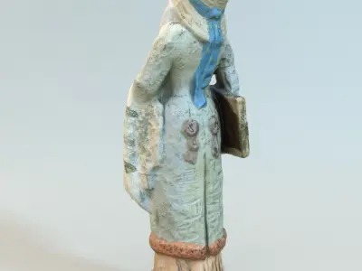 Decorative old woman statue Free 3D model