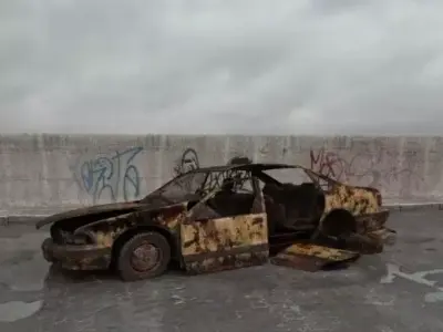 destroyed car 002 am165 3D model