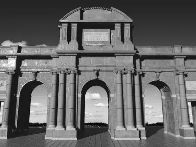 Puerta de Alcala Low-poly 3D model