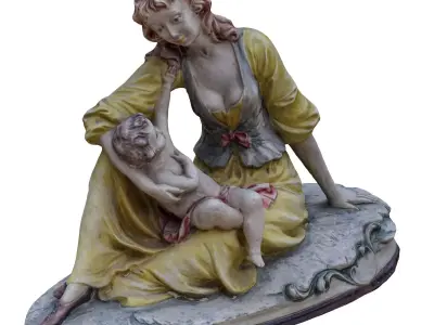 statue05 Low-poly 3D model