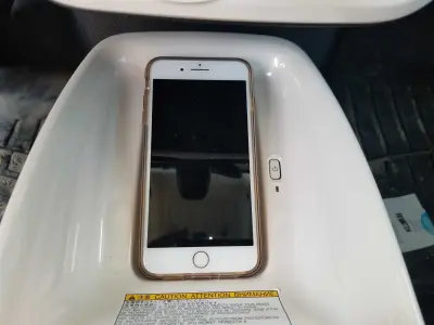 Prius Wireless Charger Adapter for Larger Phones Free 3D print model