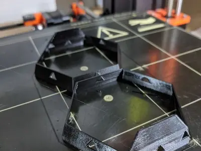 Foldable Pokeball Box Decoration Free 3D print model