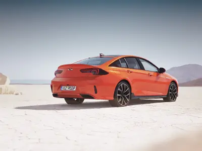 Family sedan unbranded 3D model