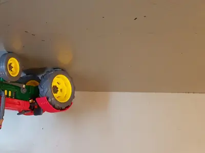 A TRACTOR WITH A ROTATING ENGINE 3D print model