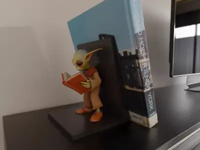 alien reading book book stand  3D print model