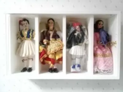 ACTION FIGURE OR TOY CAR DISPLAY CASE WITH WINDOW OPTION 4 large 3D print model