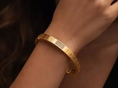 Luxury Gold Bracelet with Screw Details and Diamond Setting 3D print model