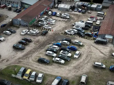 cars abandoned wrecks parking drone photogrammetry Low-poly 3D model