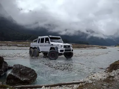 Mercedes Brabus G700 6x6  Low-poly 3D model