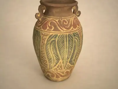 Ancient vase Free low-poly 3D model