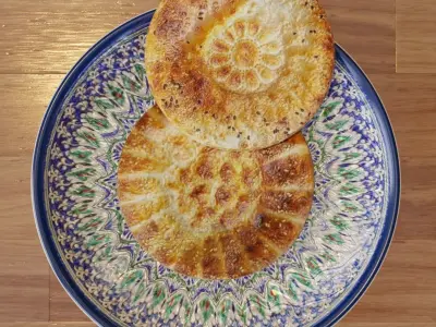 Oriental dishes and oriental bread  3D model