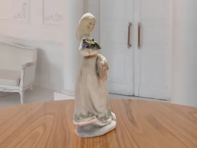 Girl White Statue low-poly PBR Ornament figurine VR-AR Low-poly 3D model