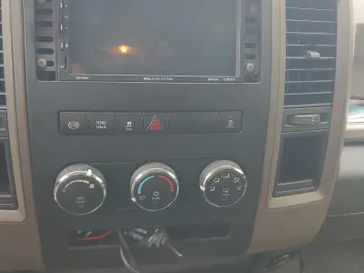 Ram 2500 Center Dash Control Panel Aftermarket 3D print model
