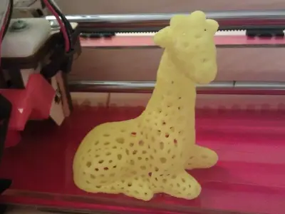 Giraffe - Voronoi Style Free 3D print model