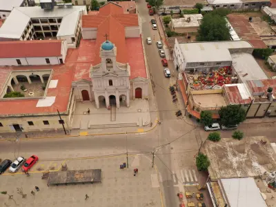 Modelo 3d de la Iglesia Y Escuela de monjas Cordoba Argentina Low-poly 3D model