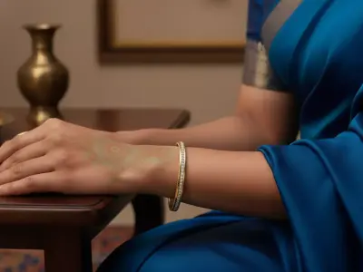 The Lumina Bangle Bracelet jewelry 3D model - for Her 3D print model