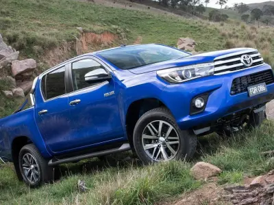 Toyota Hilux 2016 Low-poly 3D model