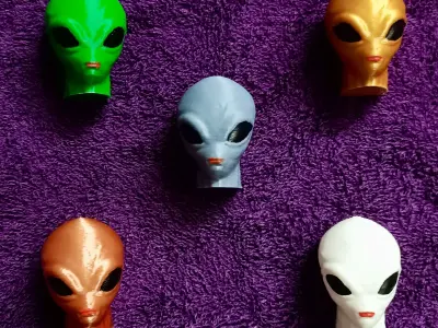 Alien Head Home Office Car Dashboard and Halloween Decoration 3D print model