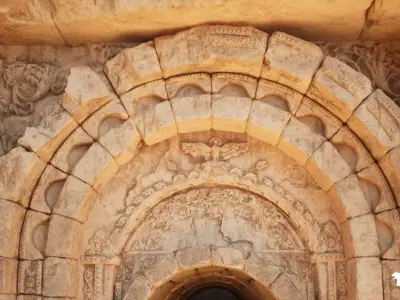  The Lost Temple Environment Low-poly 3D model