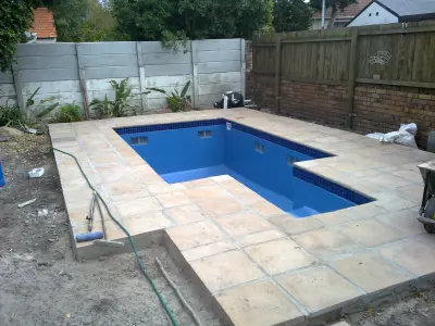 Swimming pool Free 3D model