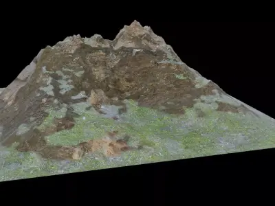 Low-Poly Realistic Mountain Free low-poly 3D model