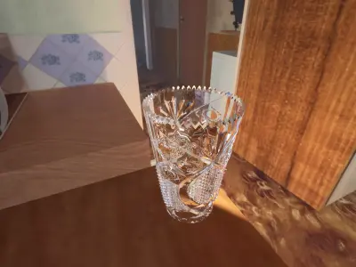 Crystal vase Free 3D model