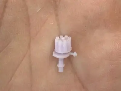 1-25th pre-drilled 2-piece V8 distributor Free 3D print model