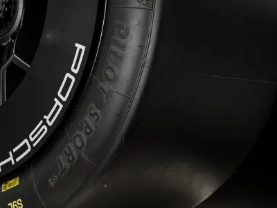 Michelin Pilot Sport GT  31 71-19 3D model