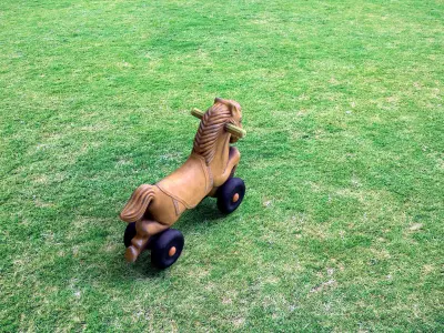 Wheel Horse Toy Low-poly 3D model 3D print model Low-poly 3D model