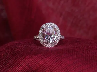 Elegant Oval Halo Engagement Ring 3D print model