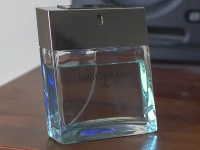 Cologne Bottle Free low-poly 3D model