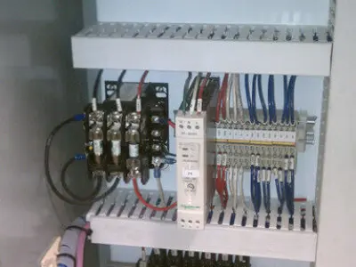 Caixa de Controle  Composteira Low-poly 3D model