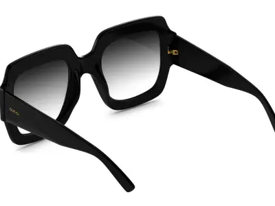 Square-frame sunglasses Gucci PBR Realistic 3D model