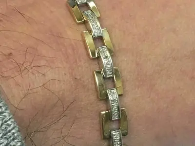 Stylish bracelet in silver with a cross 265 diamond bracelet 3D print model