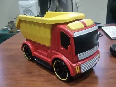 toys truck Low-poly 3D model