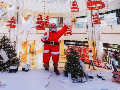 Mall Christmas Decoration  Low-poly 3D model