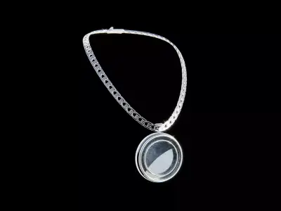 Blank Chain with Round Medallion Low-poly 3D model