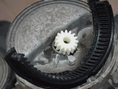 Gear and crescent trapeze wipers Mercedes W140 W202 W210 3D print model