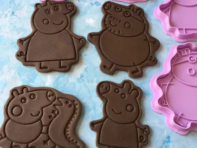  Peppa Pig and her family Cookie Cutter 3D print model  3D print model