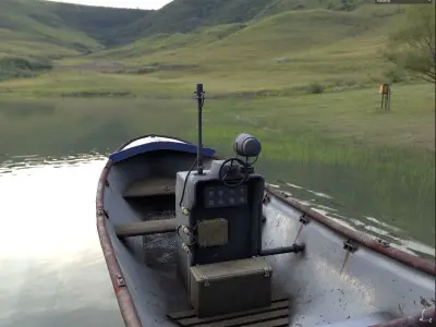 Motor Boat Free low-poly 3D model