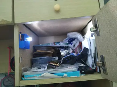 the box of Automatic closet door light  3D model