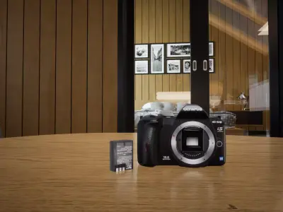 OLYMPUS E-510 DSLR Camera - Idle Low poly Model Free low-poly 3D model