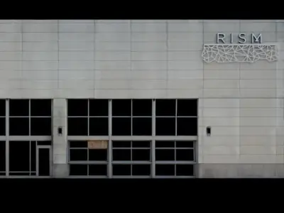 Office Building Low-poly 3D model